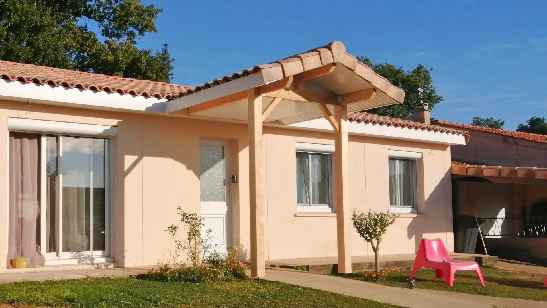 Rénovation Toiture et Porche à Tresses